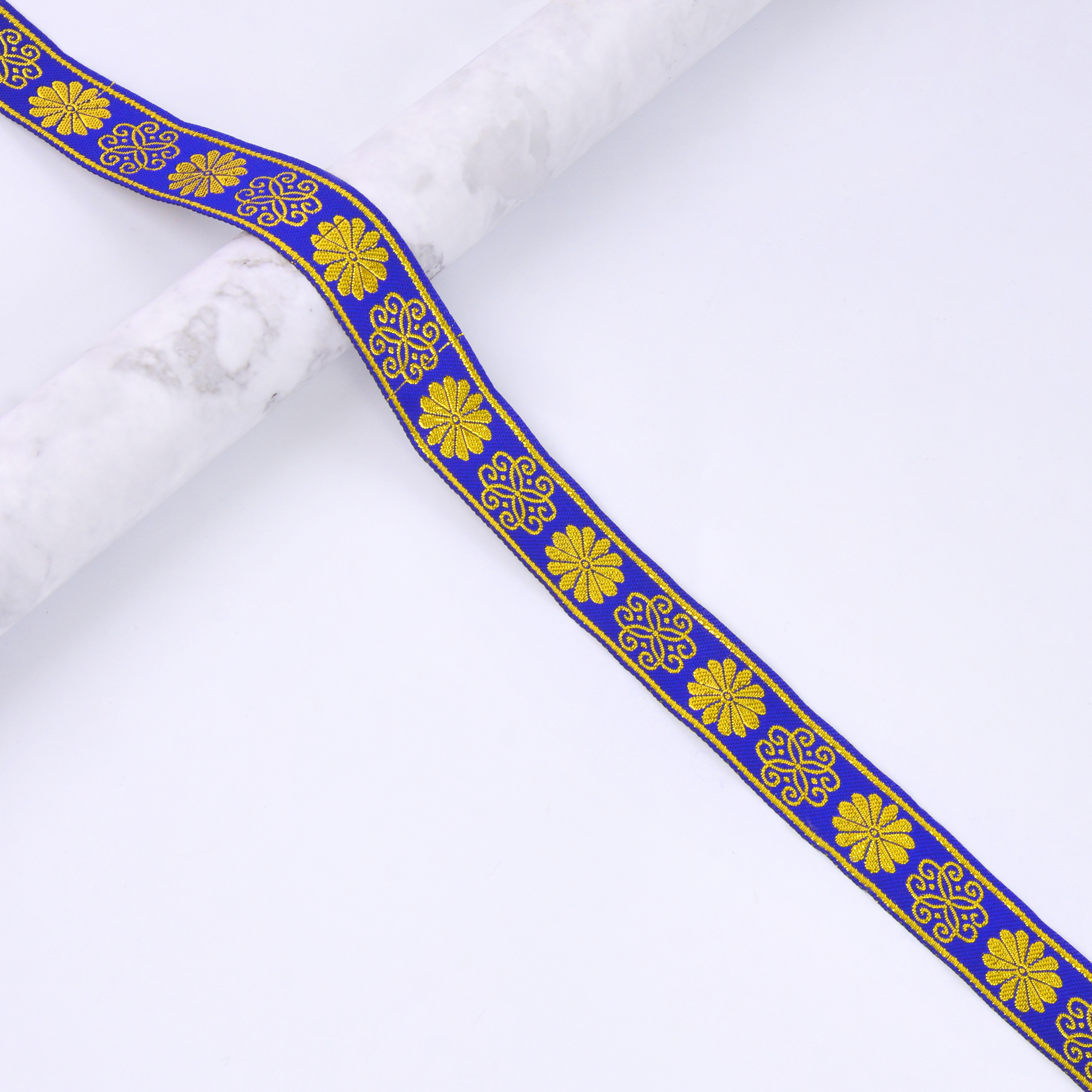 Royal blue # Width 2.5 cm, seven meters a roll # flat gold wire # all kinds of computer national lace series embroidery clothing accessories National clothing lace webbing can be customized thumbnail