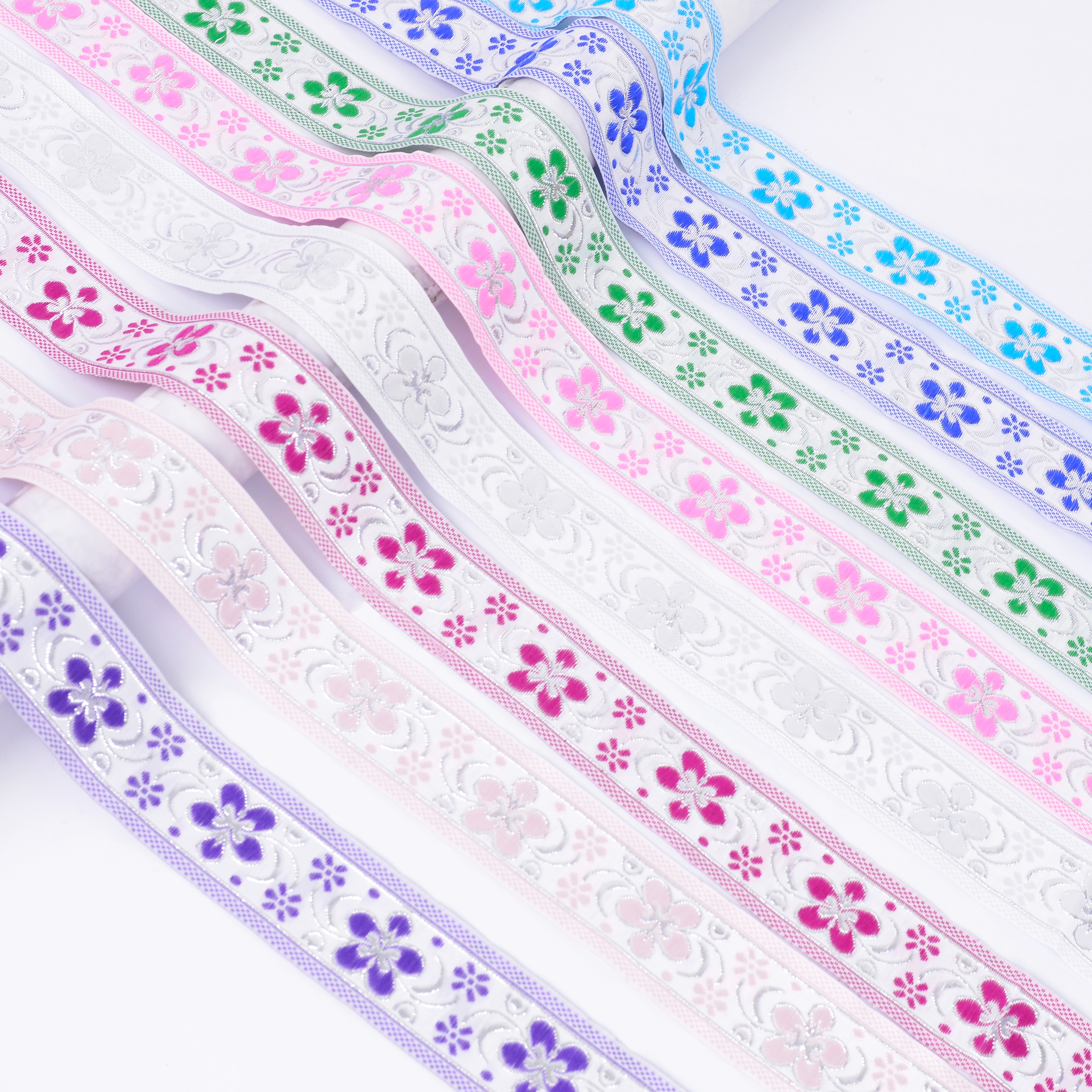 White # Width 3.3 Cm, Seven Meters A Roll # Flat Silver # All Kinds Of Computer National Lace Series Embroidery Clothing Accessories National Clothing Lace Webbing Can Be Customized details Picture