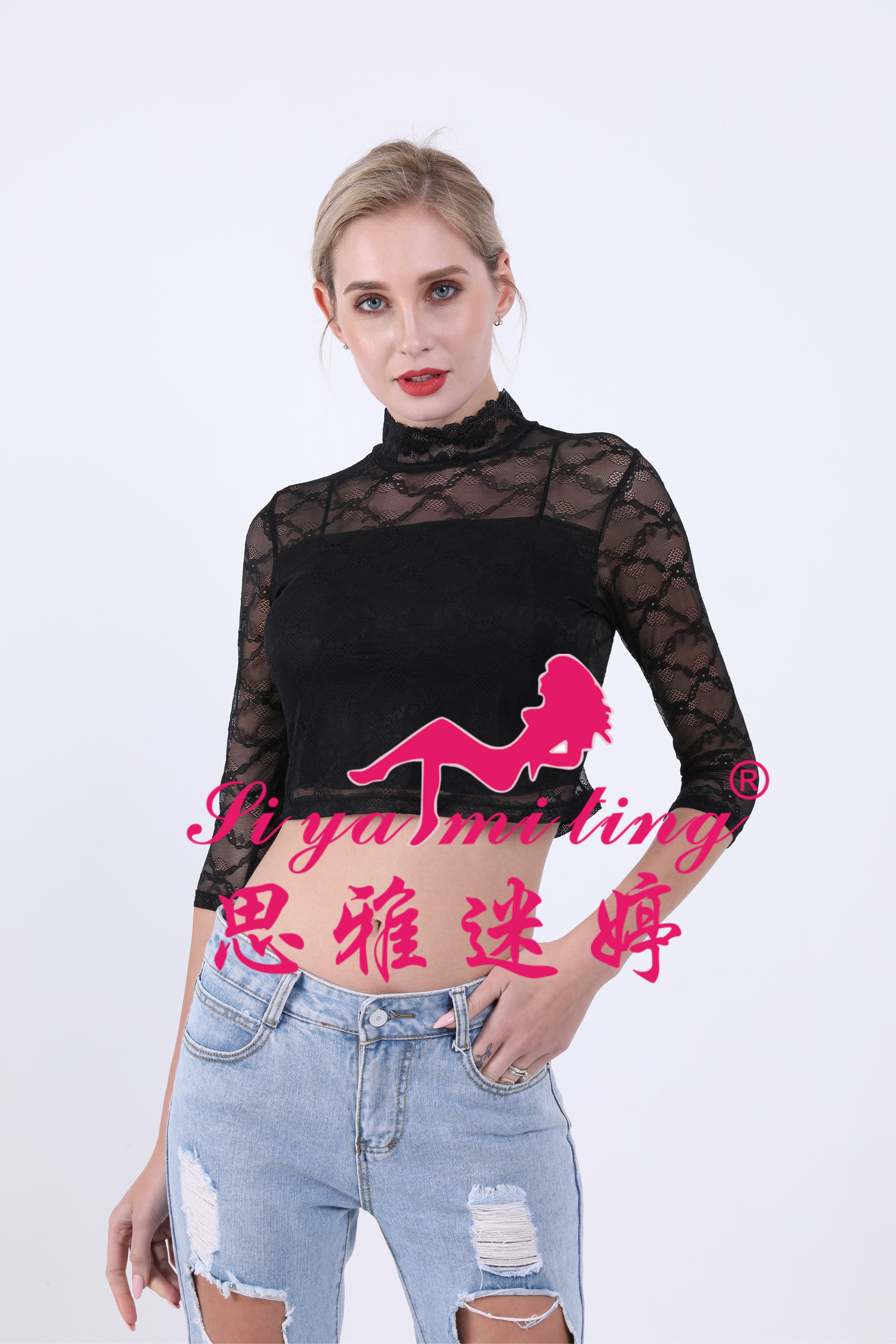 A new stylish mid-high neck lace base layer for women in autumn and winter, paired with a long-sleeved T-shirt and a short transparent cutout top Specification drawing