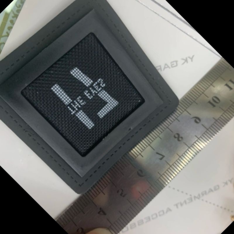 New Leather Label Manufacturers Customized Shoes And Hats Pvc Soft Rubber Label Drop Plastic Trademark Rubber Label Clothing Rubber Label details Picture