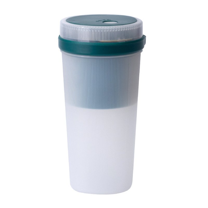 Handheld juicer thumbnail