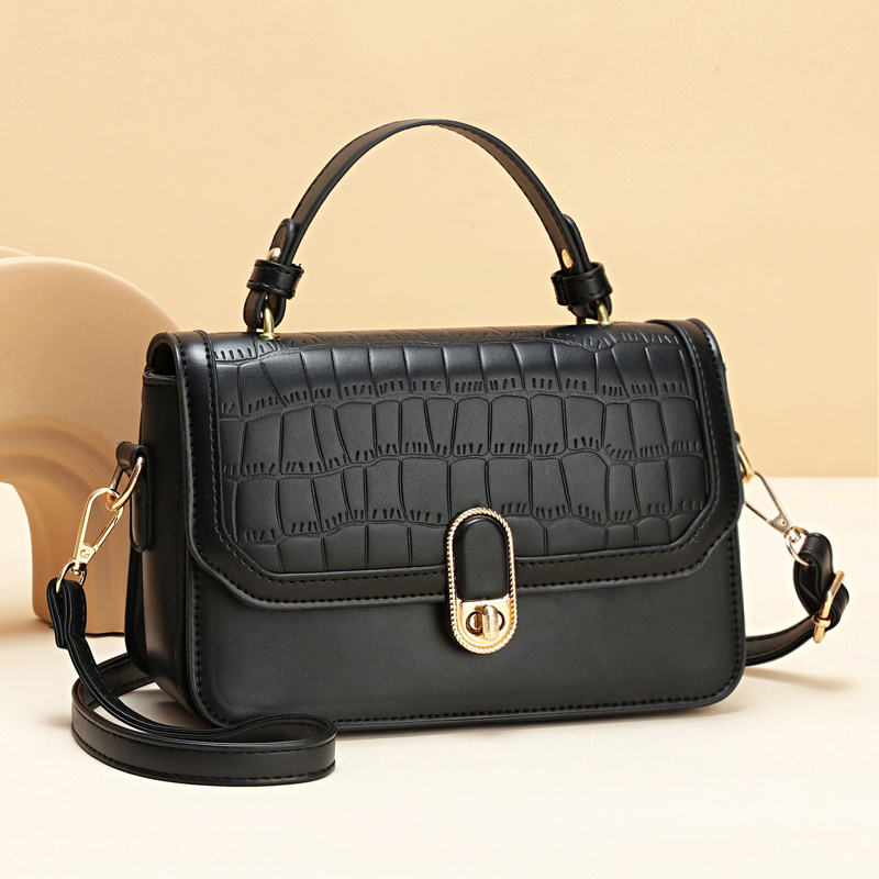 2022 autumn winter new handbag trend women's bag manufacturers wholesale a single shoulder bag 16094 full figure