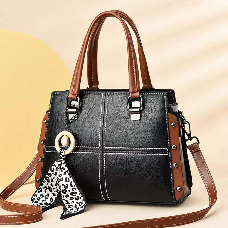 2022 autumn winter new handbag trend women's bag manufacturers wholesale a single shoulder bag 16090 full figure