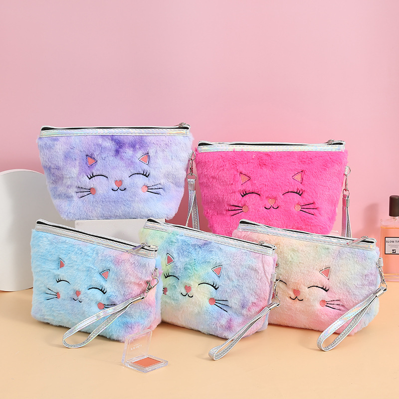 可爱卡通猫咪毛绒化妆包手提外出便携女士pvc洗漱收纳包厂家批