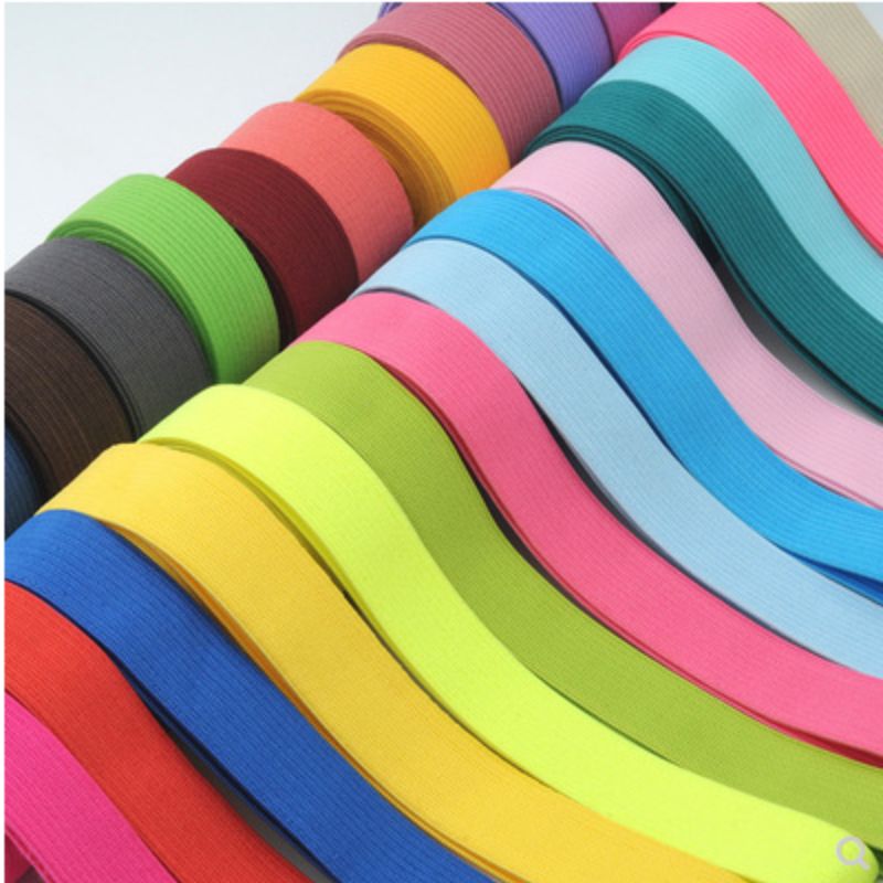 The elastic band accessories are thickened and widened. The home flat and thin baby clothing and baby pants have a soft elastic band at the waist