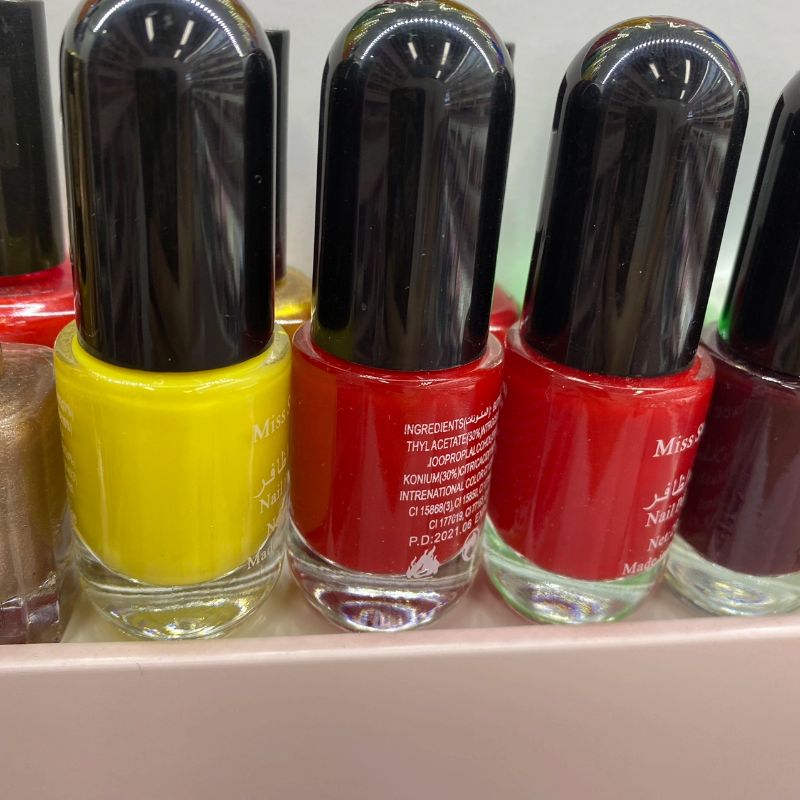 Net Celebrity 2021 New Nail Polish 011 Manufacturers Direct Sales To Sample Custom