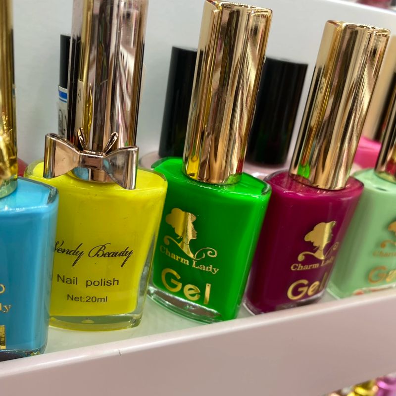 Net Celebrity 2021 New Nail Polish 602 Manufacturers Direct Sales To Sample Custom