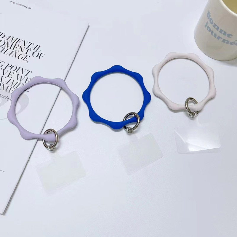 新款手机硅胶手环手机挂件可拆卸透明垫片防丢手腕挂绳钥匙扣圈通用款详情7