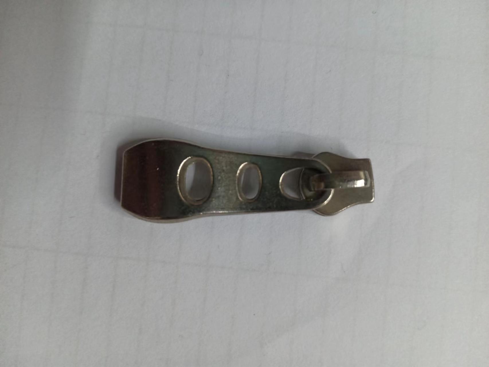 Chain 9 Factory wholesale luggage and tent zipper pulls, metal color zinc alloy, can be selected as large-bottom long plate zipper pulls Item Picture