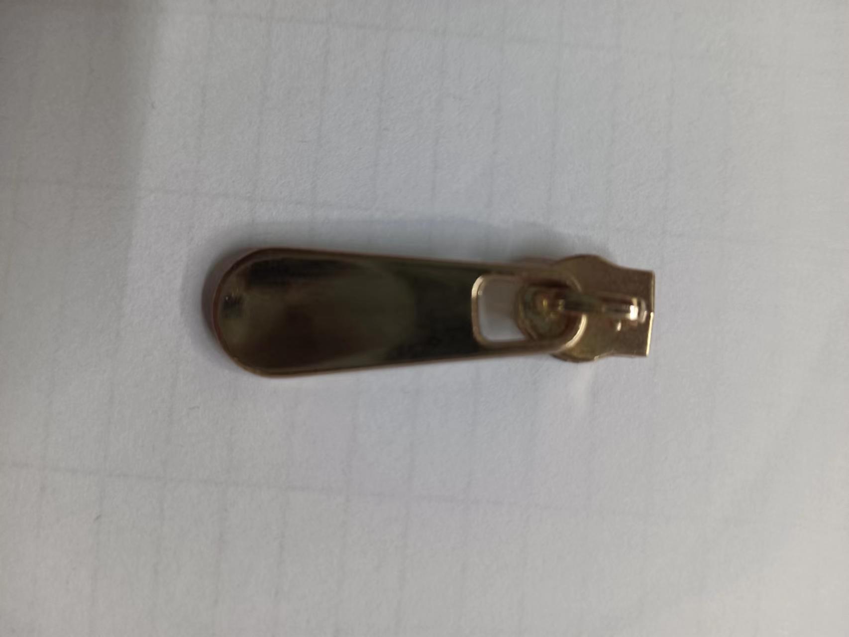 Zipper 16 factory wholesale luggage and tent zipper pulls, metal color zinc alloy, can be selected as large-bottom long plate zipper pulls