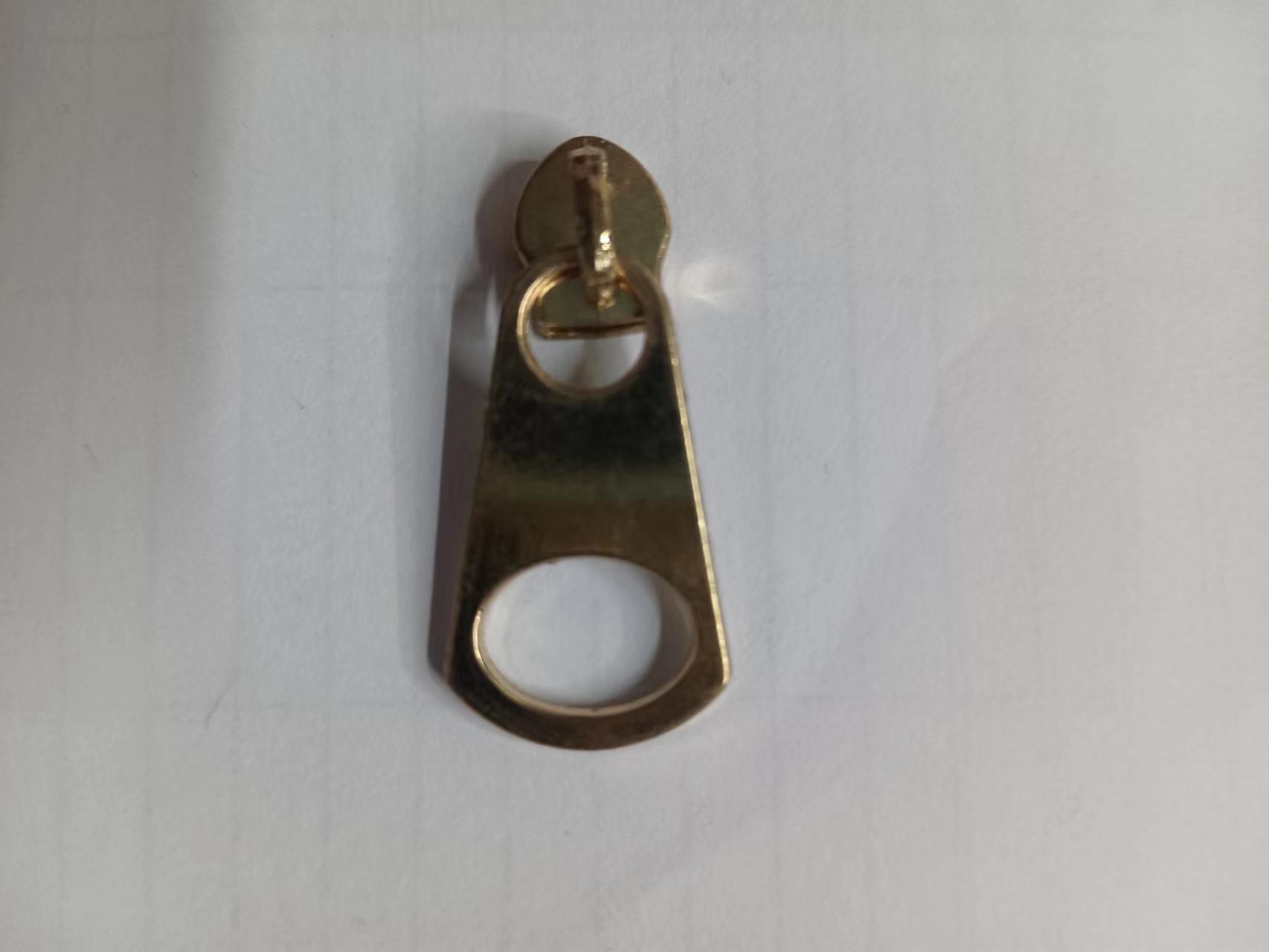 Zipper 7 factory wholesale luggage and tent zipper pulls, metal color zinc alloy, can be selected as large-bottom long plate zipper pulls details Picture