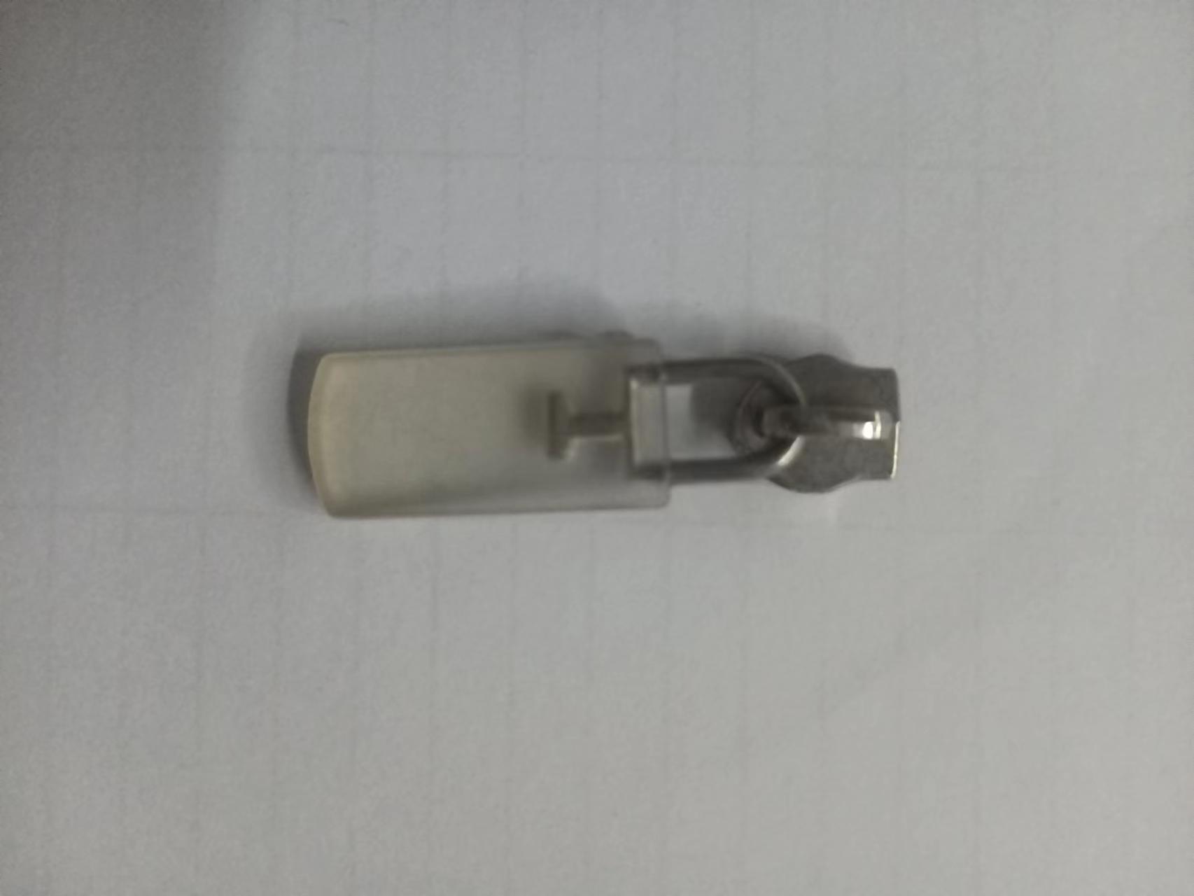 Zipper 81 factory wholesale luggage and tent zipper pulls, metal color zinc alloy, can be selected as large-bottom long plate zipper pulls