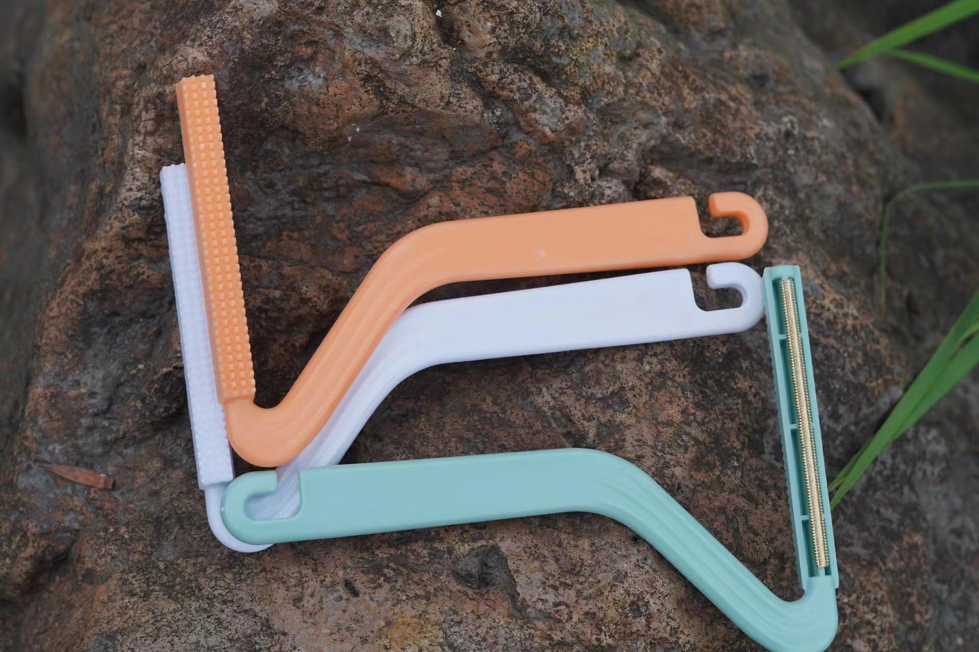 Plastic razor, portable razor, small razor pic 1