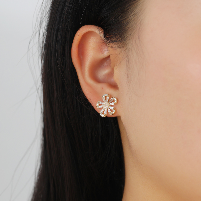 Korean-Style Simple All-Matching Floral Earrings Super Fairy Niche Fashion All-Matching Temperament Small Fresh Earrings Stud Feather Butterfly Jewelry Specification drawing