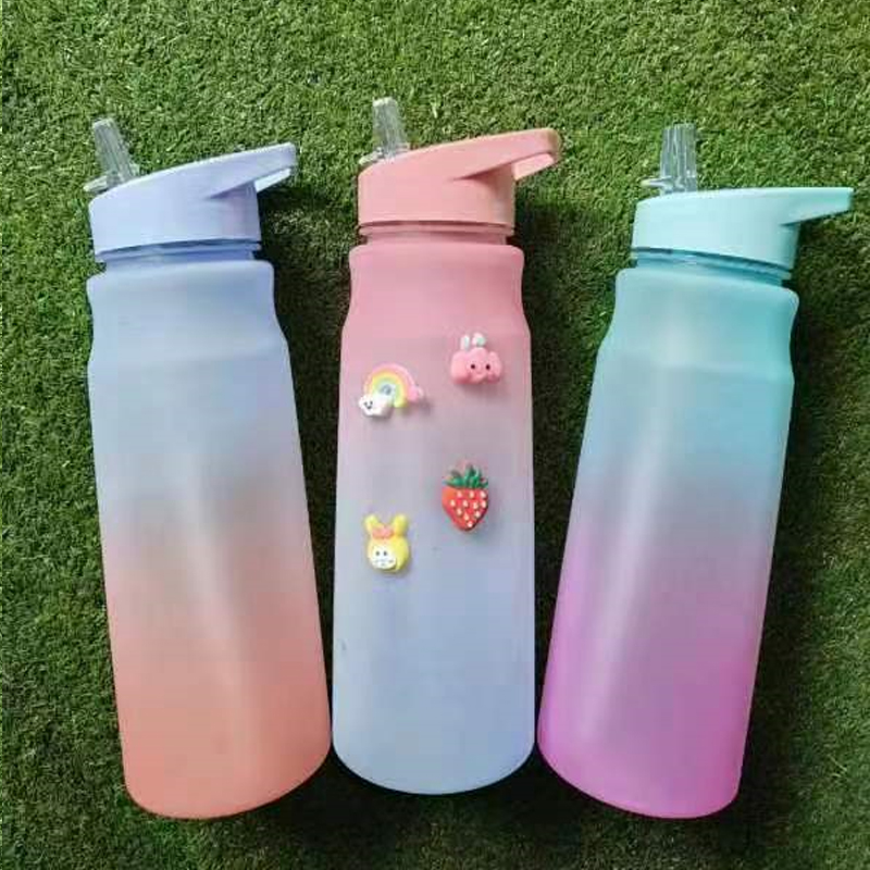 New space cup net red gradient foreign trade explosive large capacity plastic water bottle wholesale Wangshun outdoor water cup details Picture