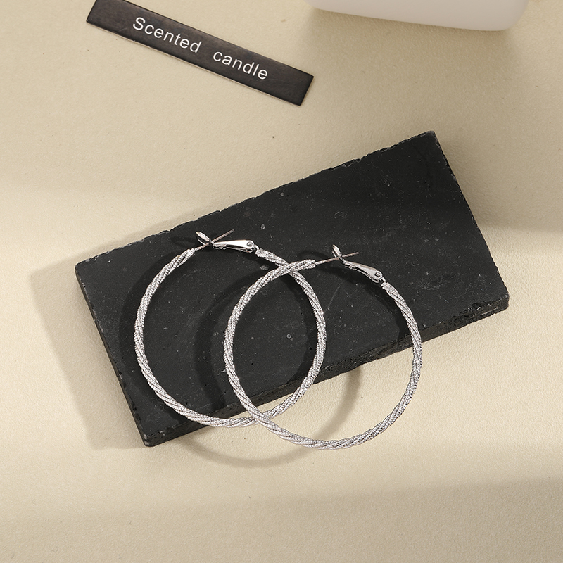 Feather Butterfly New Niche Design Cold Wind Big Circle Fashion Earrings Stud Feather Butterfly Jewelry Item Picture
