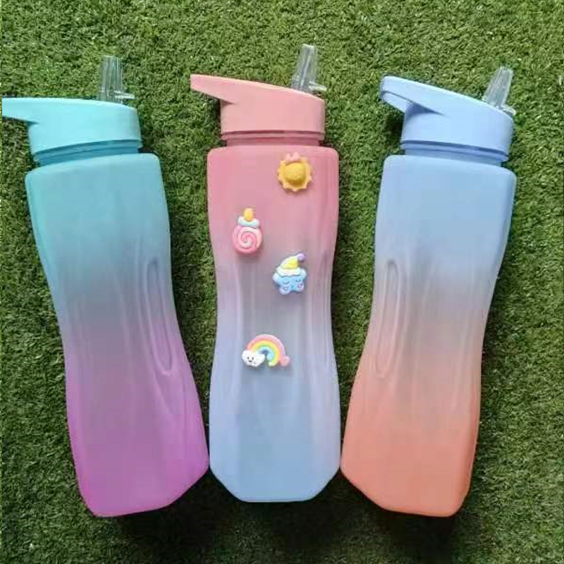 New space cup net red gradient foreign trade explosive large capacity plastic water bottle wholesale Wangshun outdoor water cup Item Picture