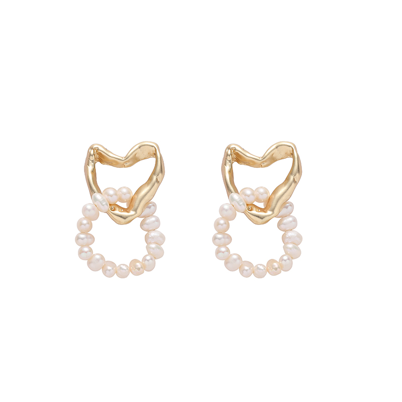 Korean Light Luxury Hand Woven Pearl Heart Fashion Hundred Earrings Stud Feather Butterfly Jewelry Item Picture