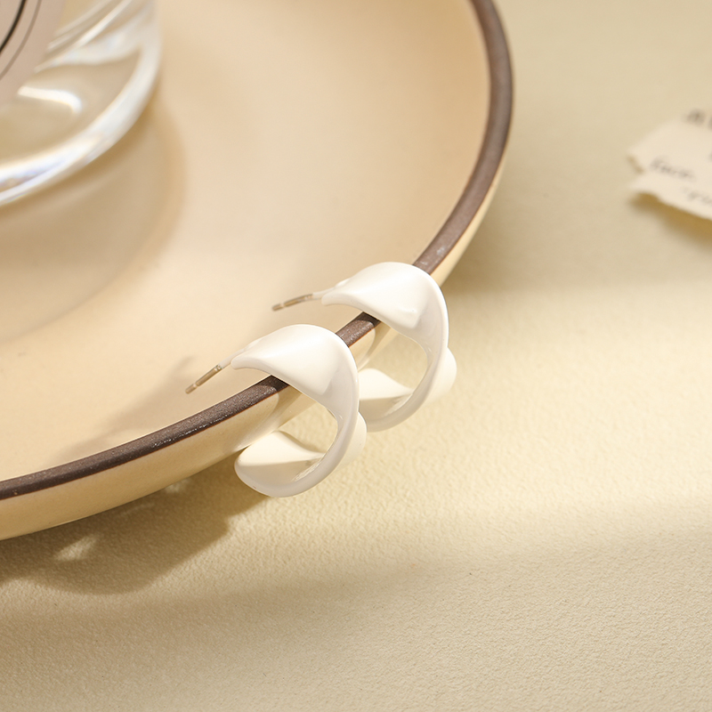 Korean Fashion With Milky White Twist Small Earrings Stud Feather Butterfly Jewelry details Picture