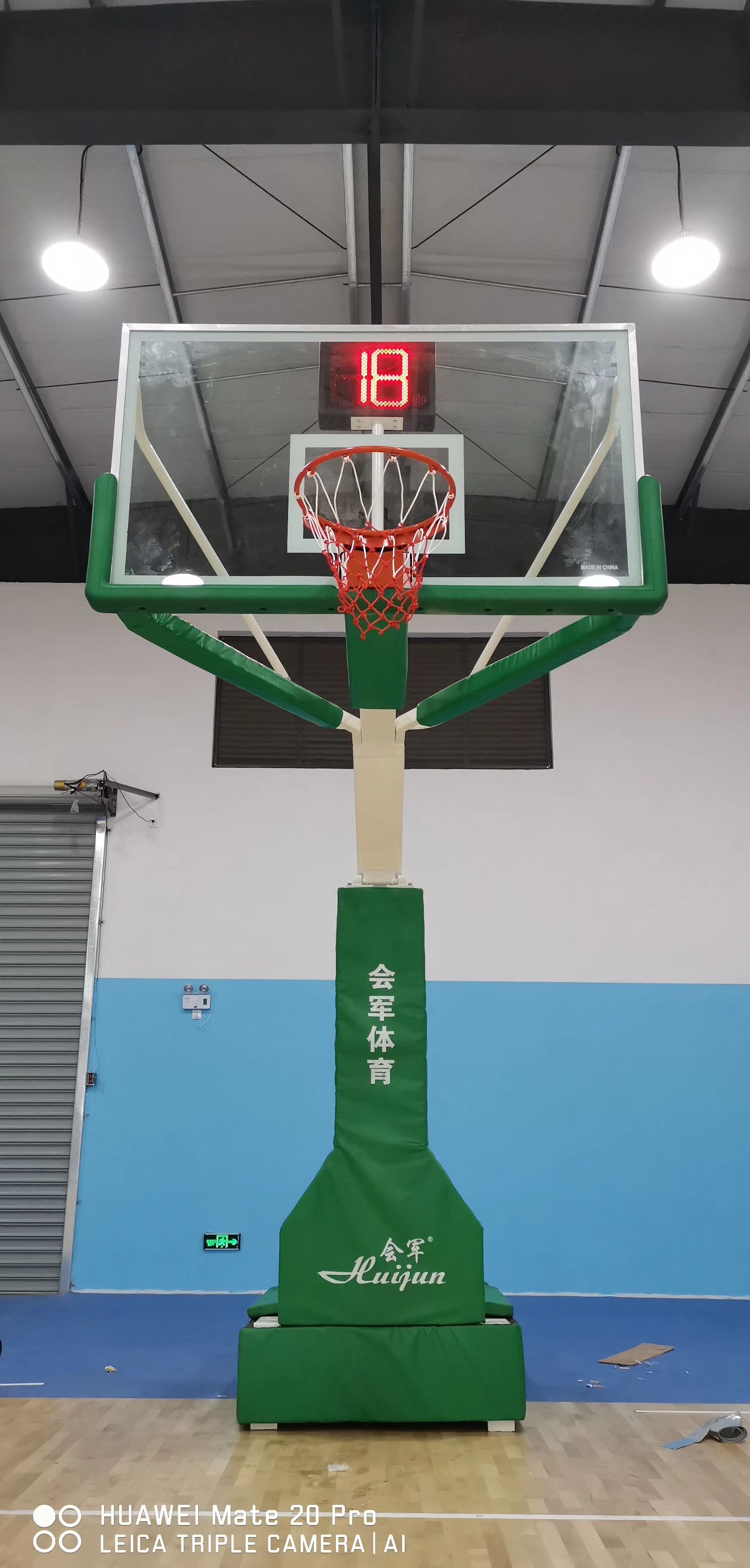 会军义体健钢化玻璃移动式篮球架户外篮球架详情7