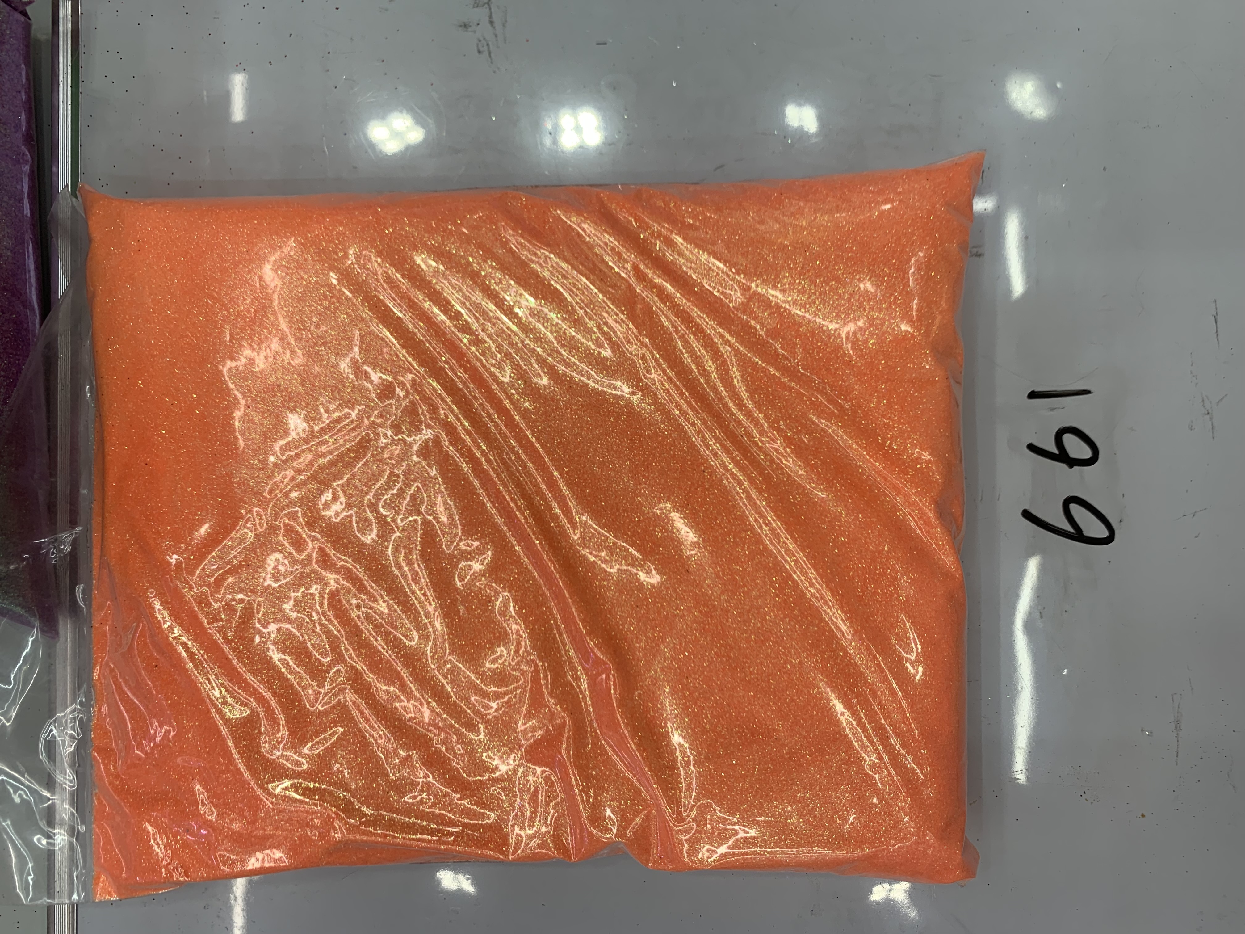 Factory direct sales of gold onion powder, laser sequins, glitter pieces, DIY handcrafted materials, sequin decoration, nail polish glitter, handicrafts, decorative gold onion powder, glitter y sequins, gold onion powder q Specification image