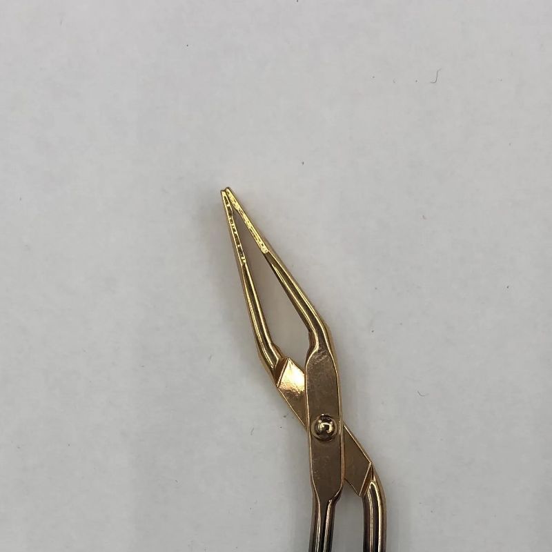AAAHK's new high-end, exquisite and multi-functional eyebrow tongs and eyebrow clamps are professional eyebrow shaping and plucking tools for makeup and beauty Specification image