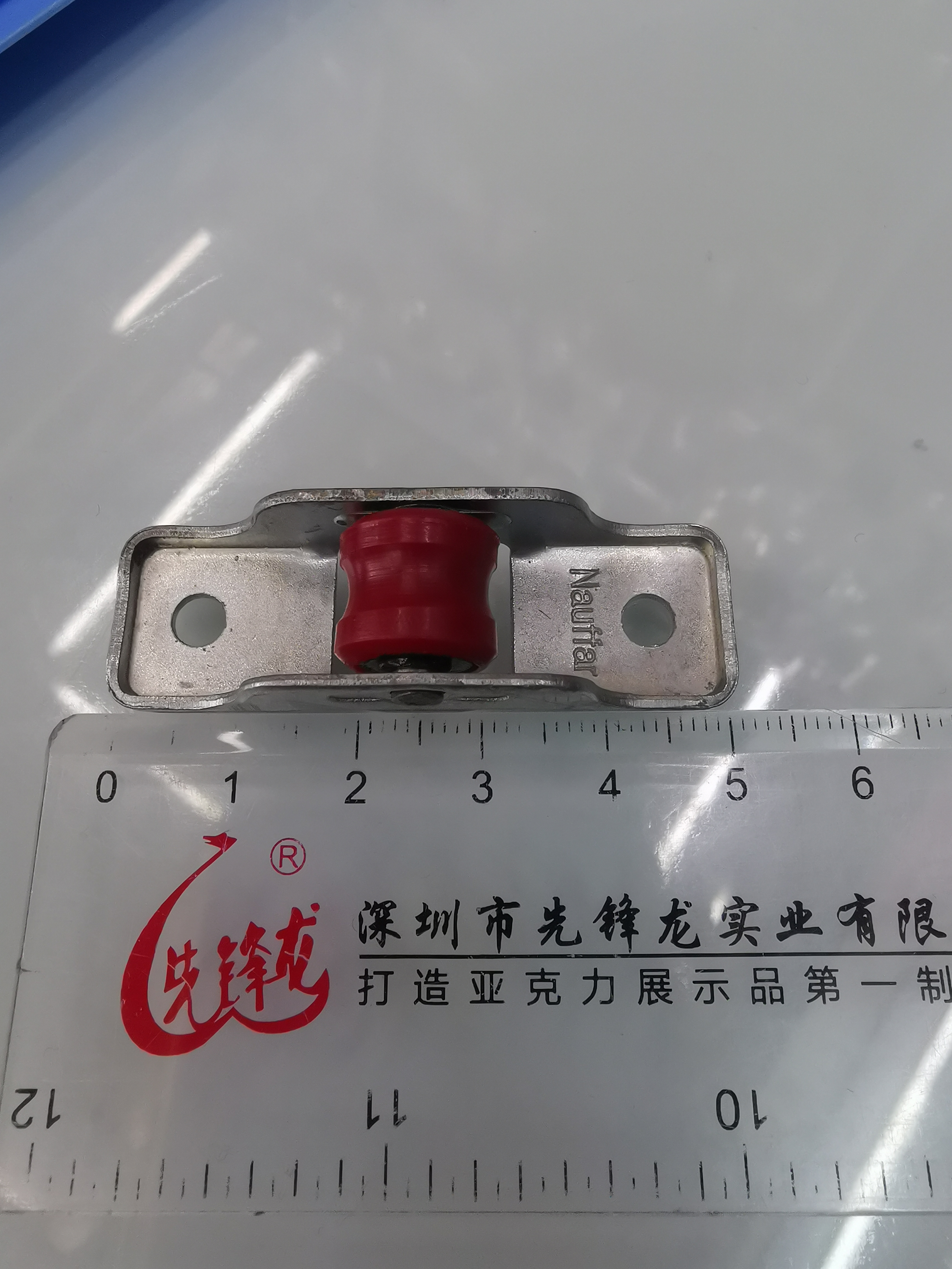 Plastic steel doors and Windows single pulley 70/7780/88 type plastic steel pulley push pull translation track mute needle roller nylon wheel Specification drawing