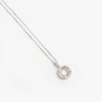 925 silver circular pendant necklace.