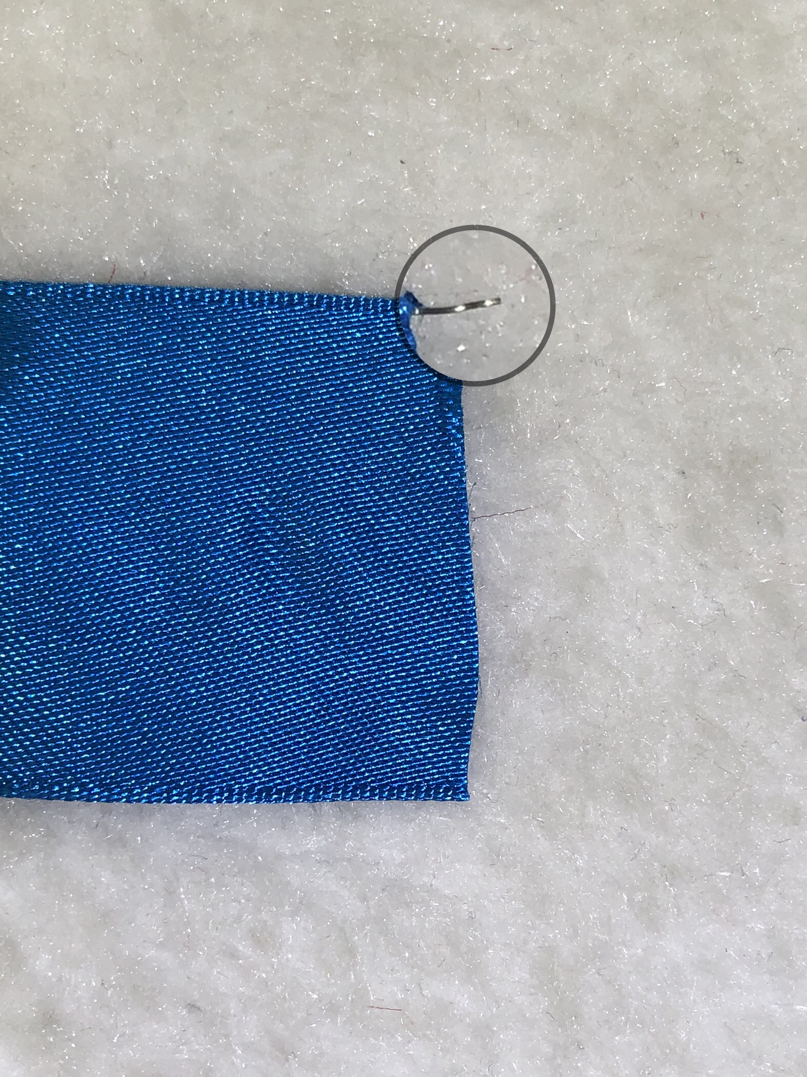 Item No. : 2183 Christmas Gift Packaging Decoration DIY Earthy Blue double-sided Wire Webbing 3.8cm Application Scenario