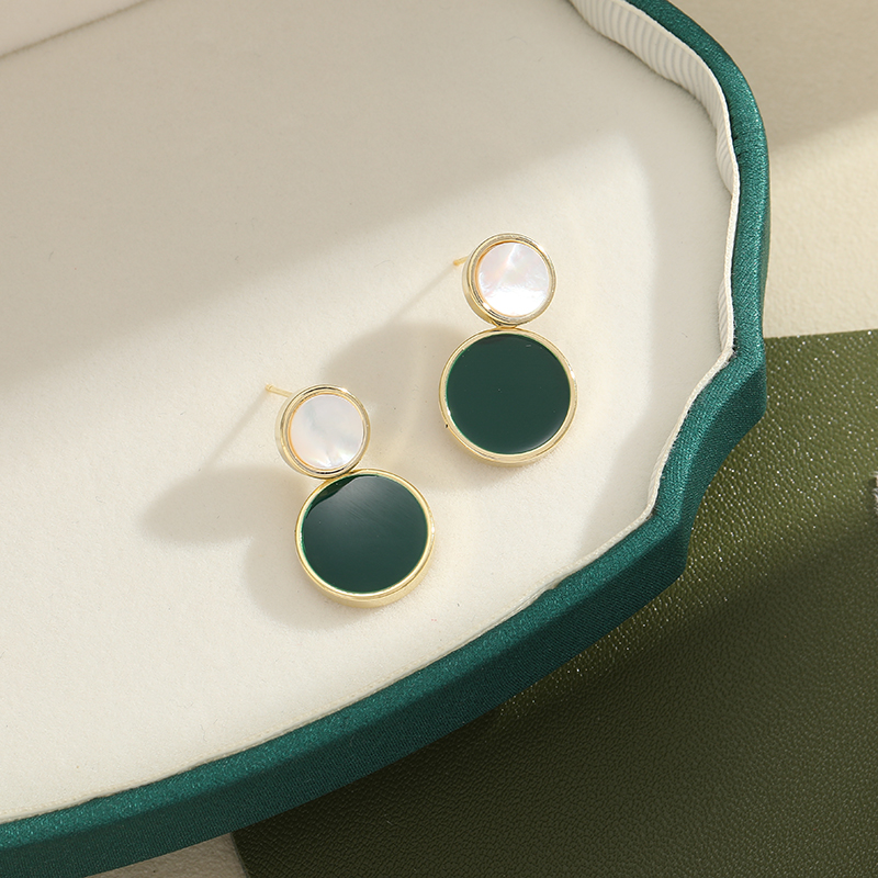 Korean Fashion Simple With Emerald Temperament White Contrast Earrings Butterfly Butterfly -011 details Picture