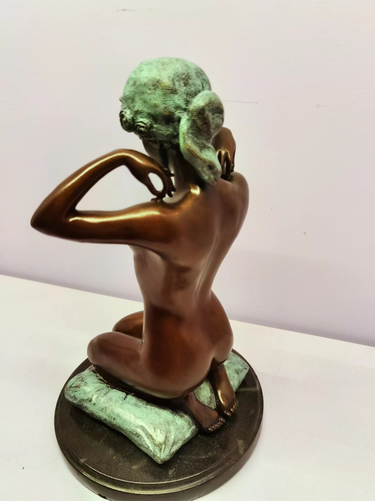 Bronze Carving Girls Popular Decoration Office Home Living Room Indoor Copper Decoration Soft Decoration Arts And Crafts Gifts To Give People Gifts Item Picture