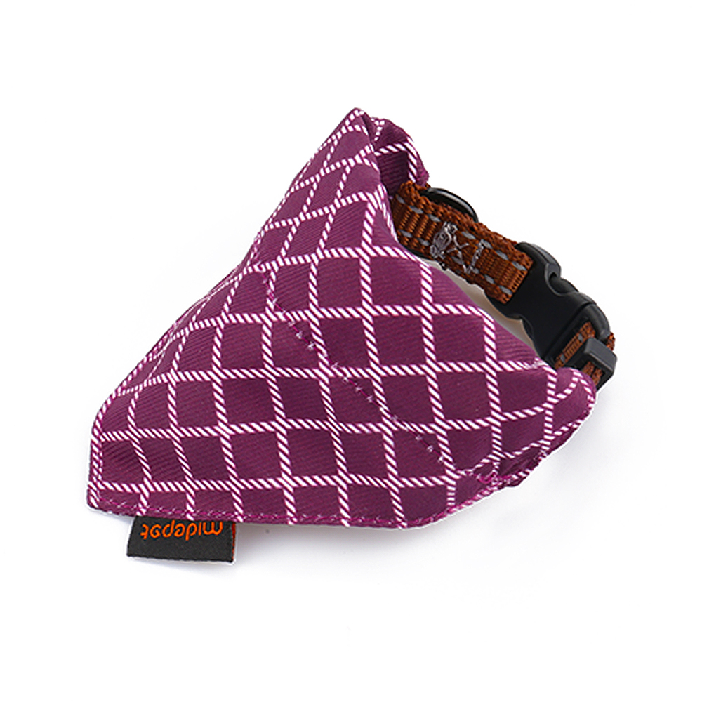 A set of adjustable triangular saliva wiper collars for small, medium and large dogs and cats, a classic checkered four-season decorative scarf Specification image