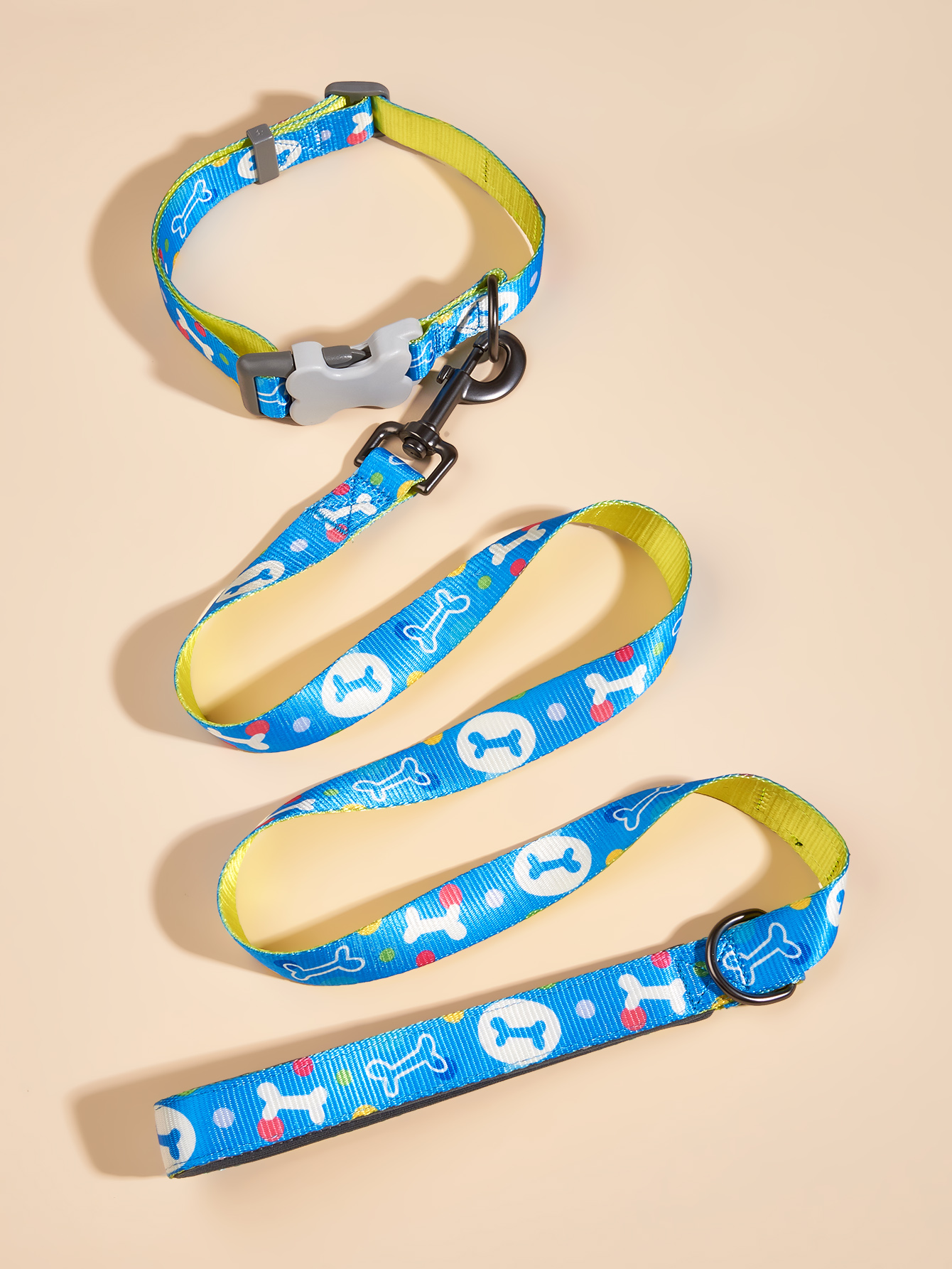 Bestseller dog leash collar set of two pieces, classic bone print large and medium-sized dog leash pic 9