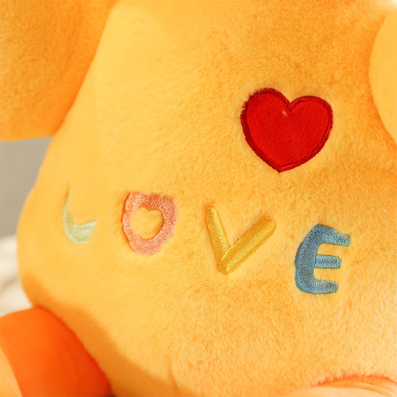 2022 New Cute Duck Doll Plush Toy Cute Male And Female Bedroom Birthday Gift Plush Toy 40M Application Scenario