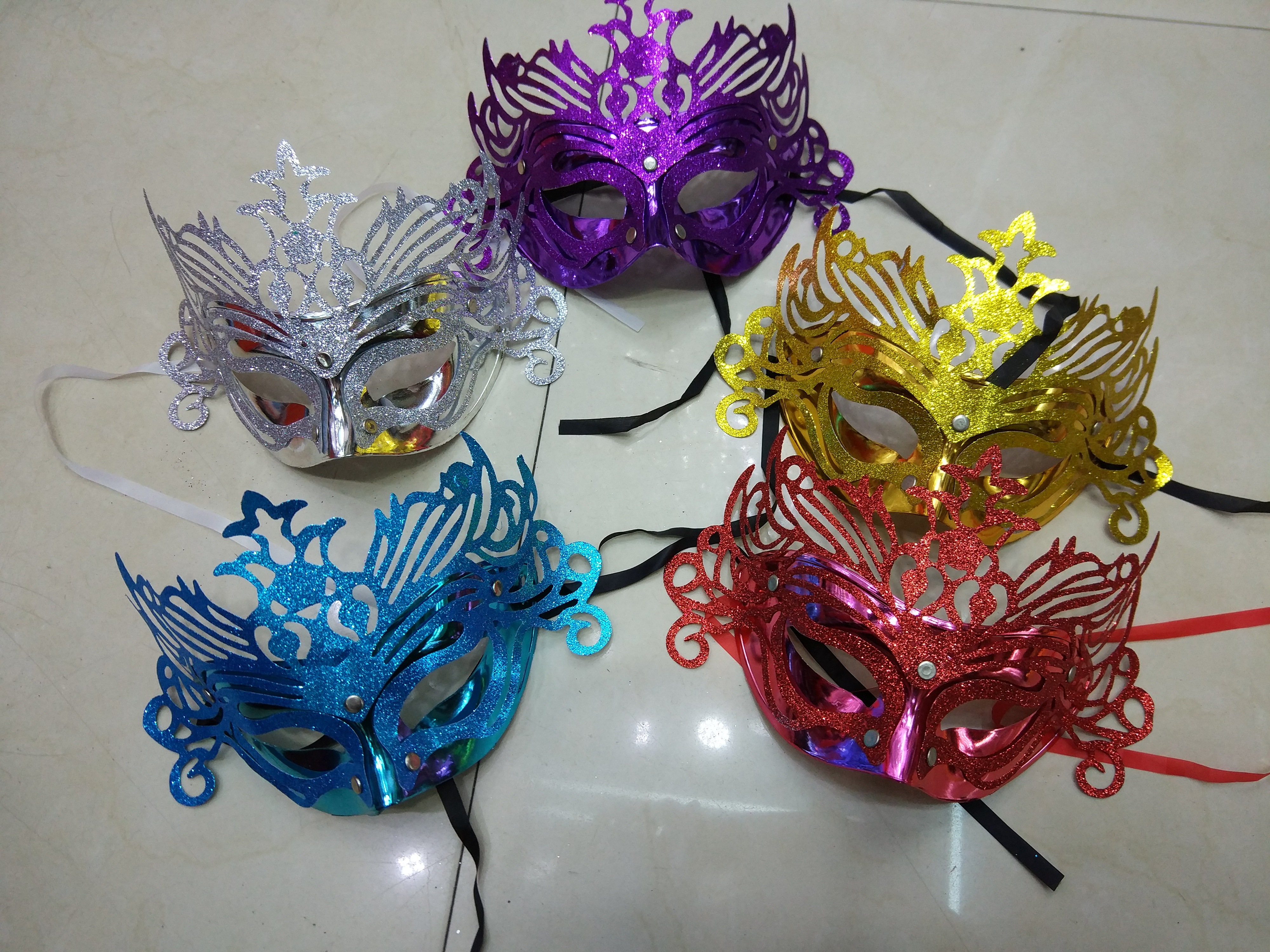 面具/羽毛/彩绘细节图