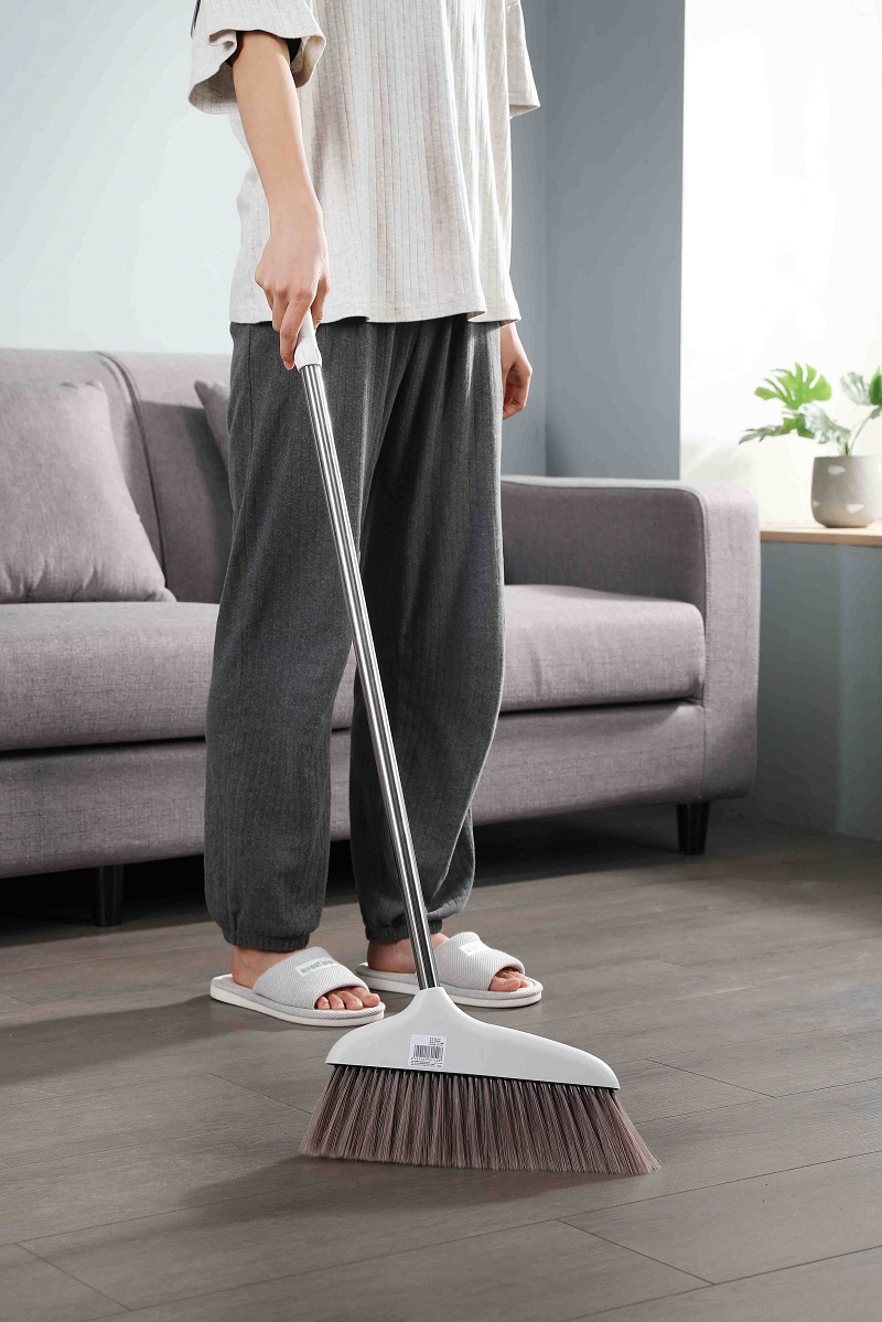 Jie Tai Mei Exquisite broom 0598