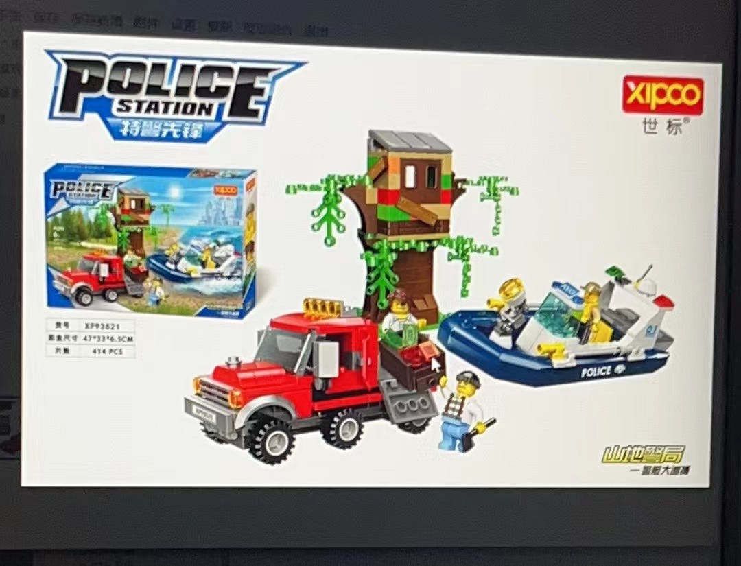 Puzzle building blocks XP93521 police boat big chase inside lozenge number 414PCS size 47*33*6.5CM scene type assembly Specification drawing