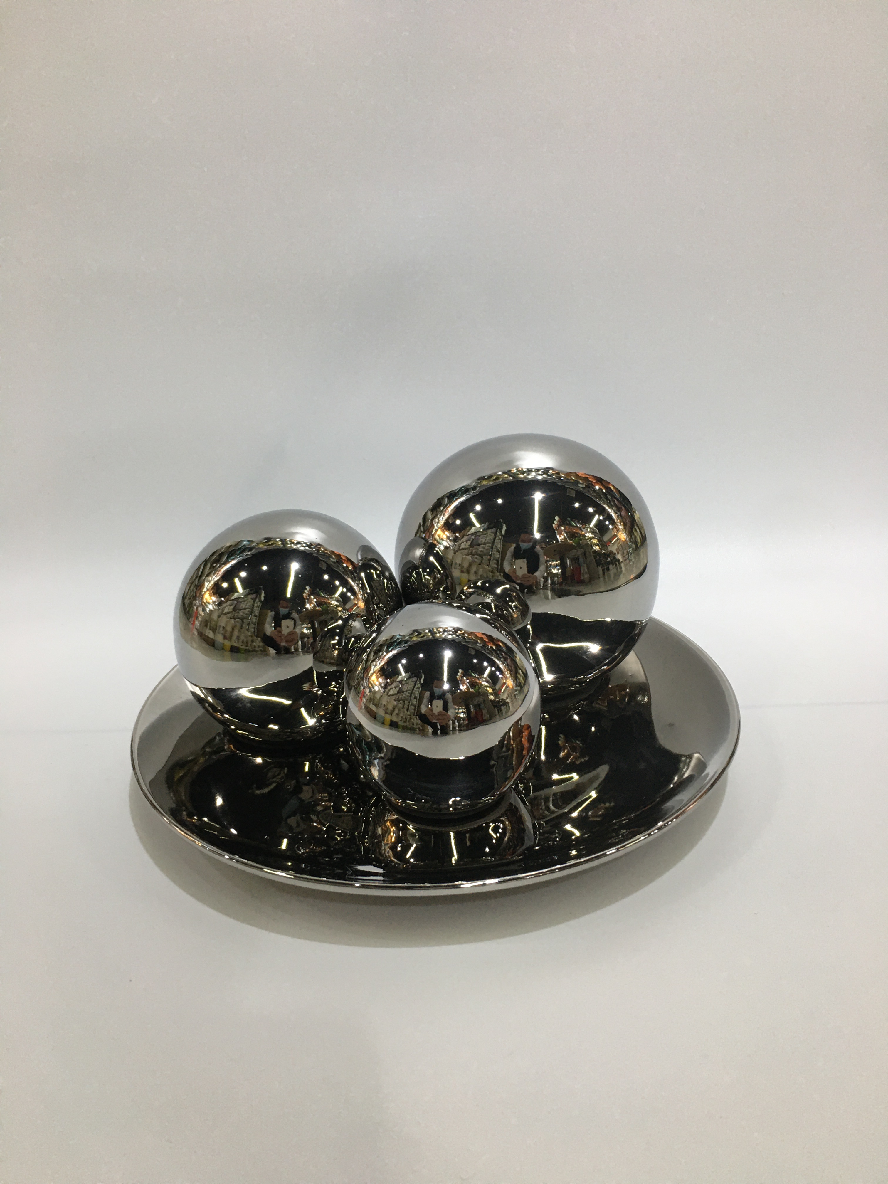 In 2025, Chinagoods ceramic handicrafts, hotel and home four-piece set, pure silver decorative items, modern and simple office creative decorative items, entrance hall TV cabinet decorative items, bestseller Item Picture