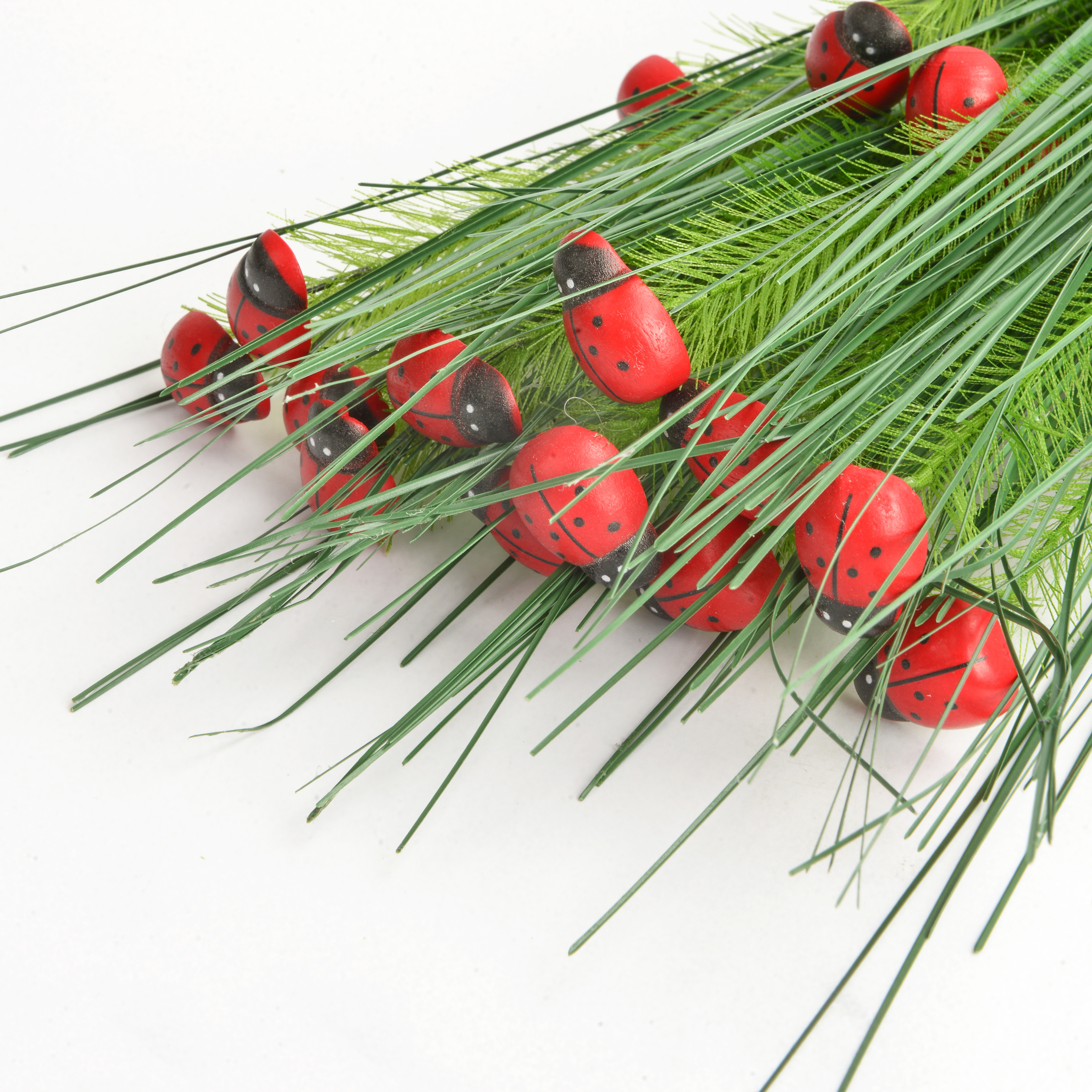 Red Beetle grass garden plugin flower bed garden decorative crafts thumbnail