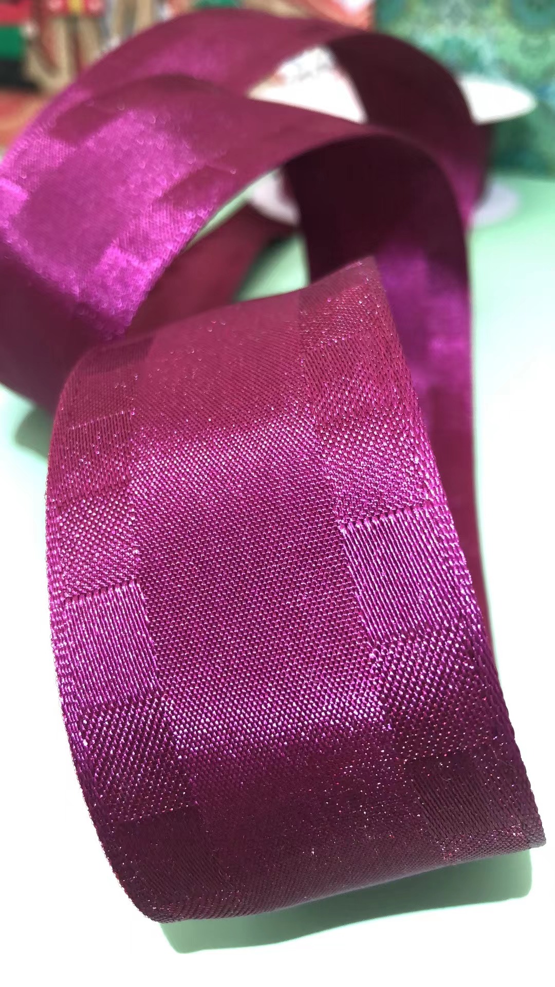 货号：2194圣诞礼品包装装饰DIY 酒红半榘行缎面双边铁丝织带3.8cm