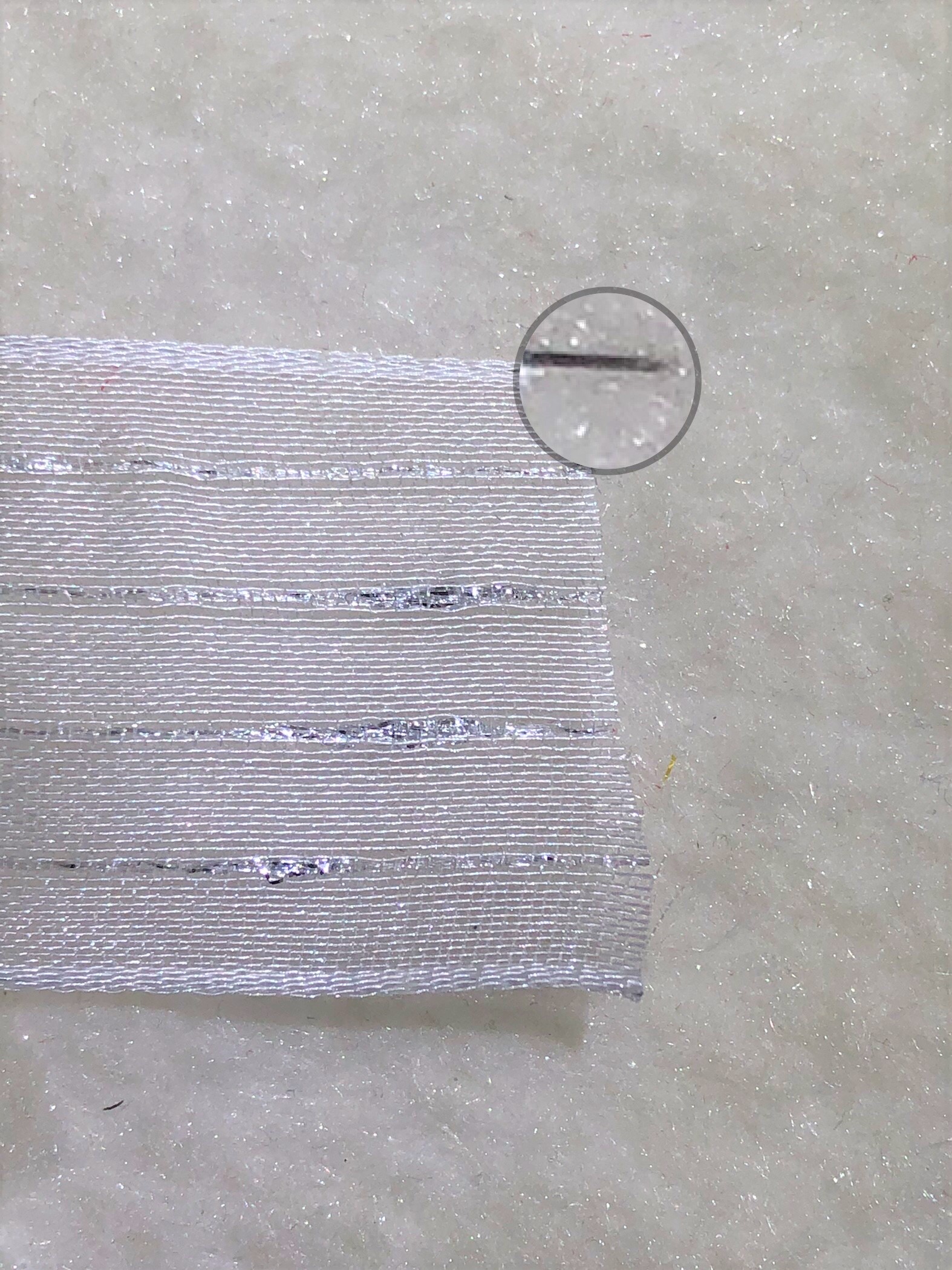 Item No. : 2199 Christmas Gift Packaging Decoration DIY White mesh fabric with 4 silver threads in the middle, double-sided iron wire webbing 3.8cm Application Scenario