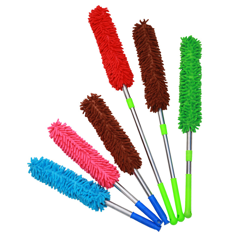 Dust the feather and sweep away the dust