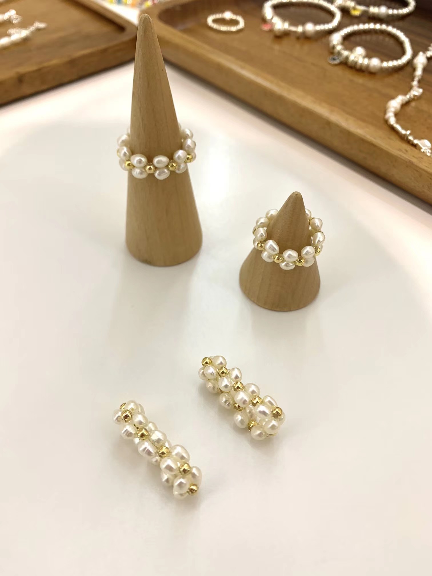 S925 Thai Silver Edition Double Row Hand-Beaded Natural Millet Bead Pearl Silver Ring Application Scenario
