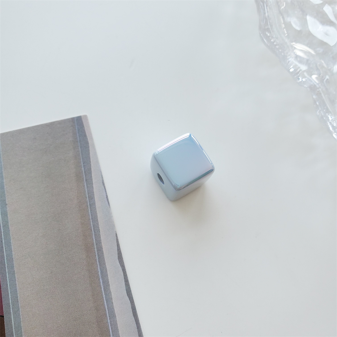 陈明七彩贝壳方块亚克力珠子串珠批发散珠头绳配件diy手机链材料详情11