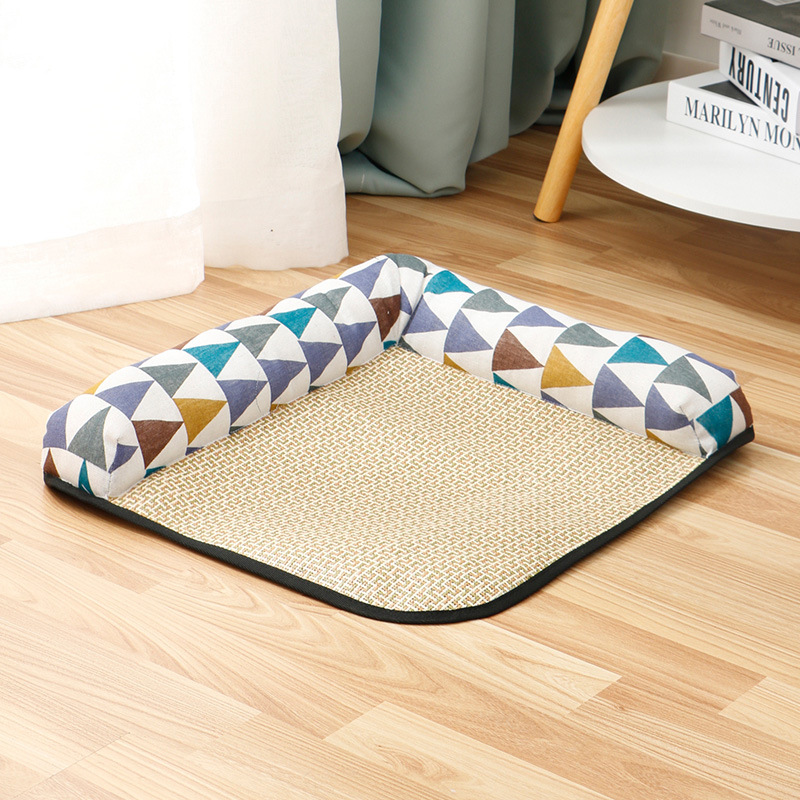 New cotton and linen simple mat for pets, suitable for all seasons, cat mat for comfortable sleep, cute dog and cat bed Application Scenario