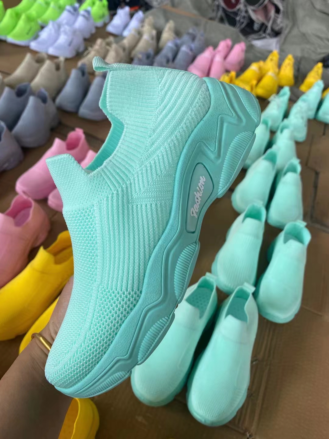 Haojian Shoes autumn winter 2022 new women's sports shoes fly woven shoes breathable casual shoes flat shoes thumbnail