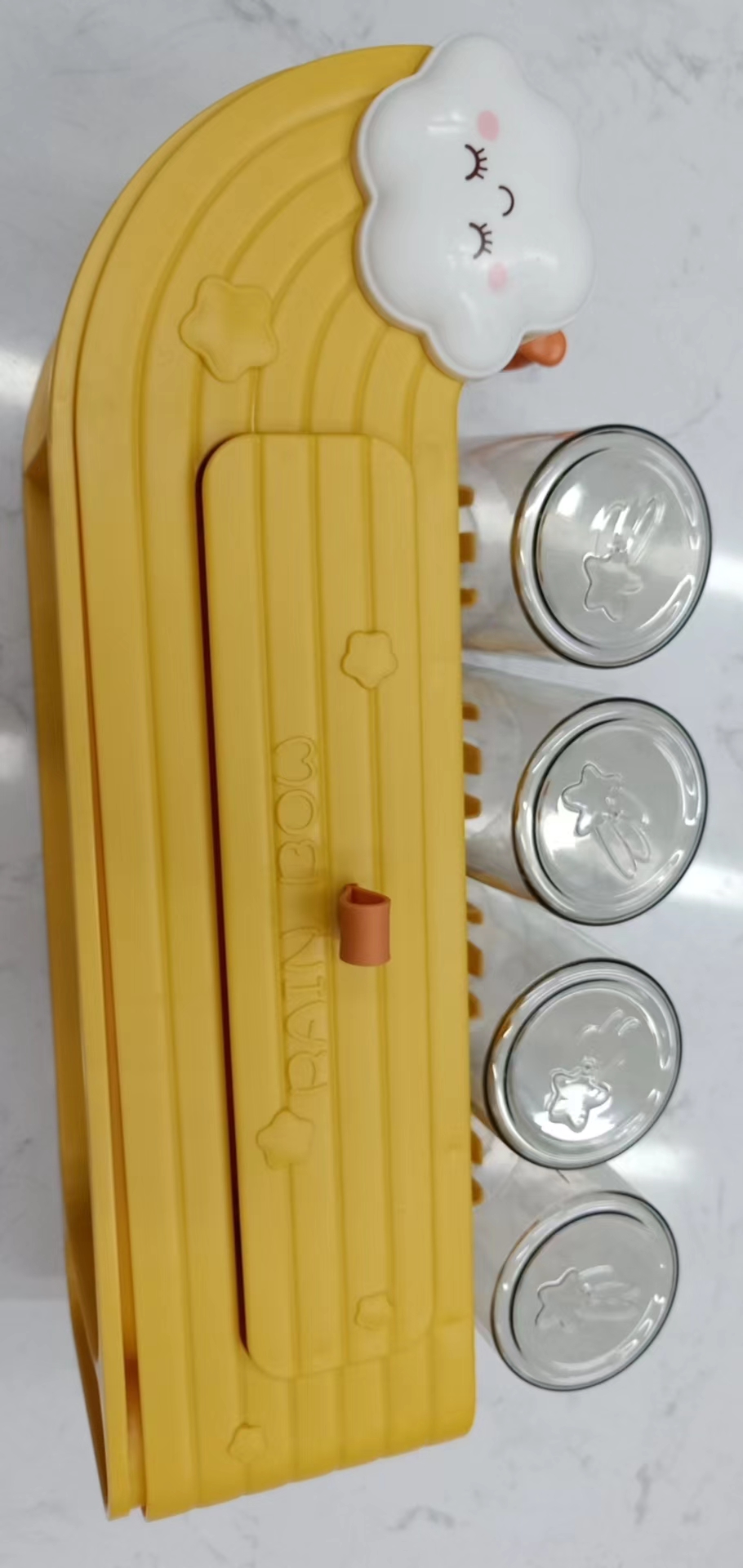 Net Red Mouthwash Toothbrush Holder Set Home Bathroom Toilet Perforation-Free Wall Hanging Toothbrush Holder details Picture
