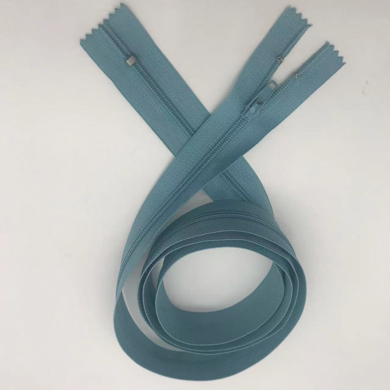 Nylon Waterproof Zipper Open Tail Spot Waterproof Raincoat Outdoor Waterproof Code Zipper New Sales Specification drawing