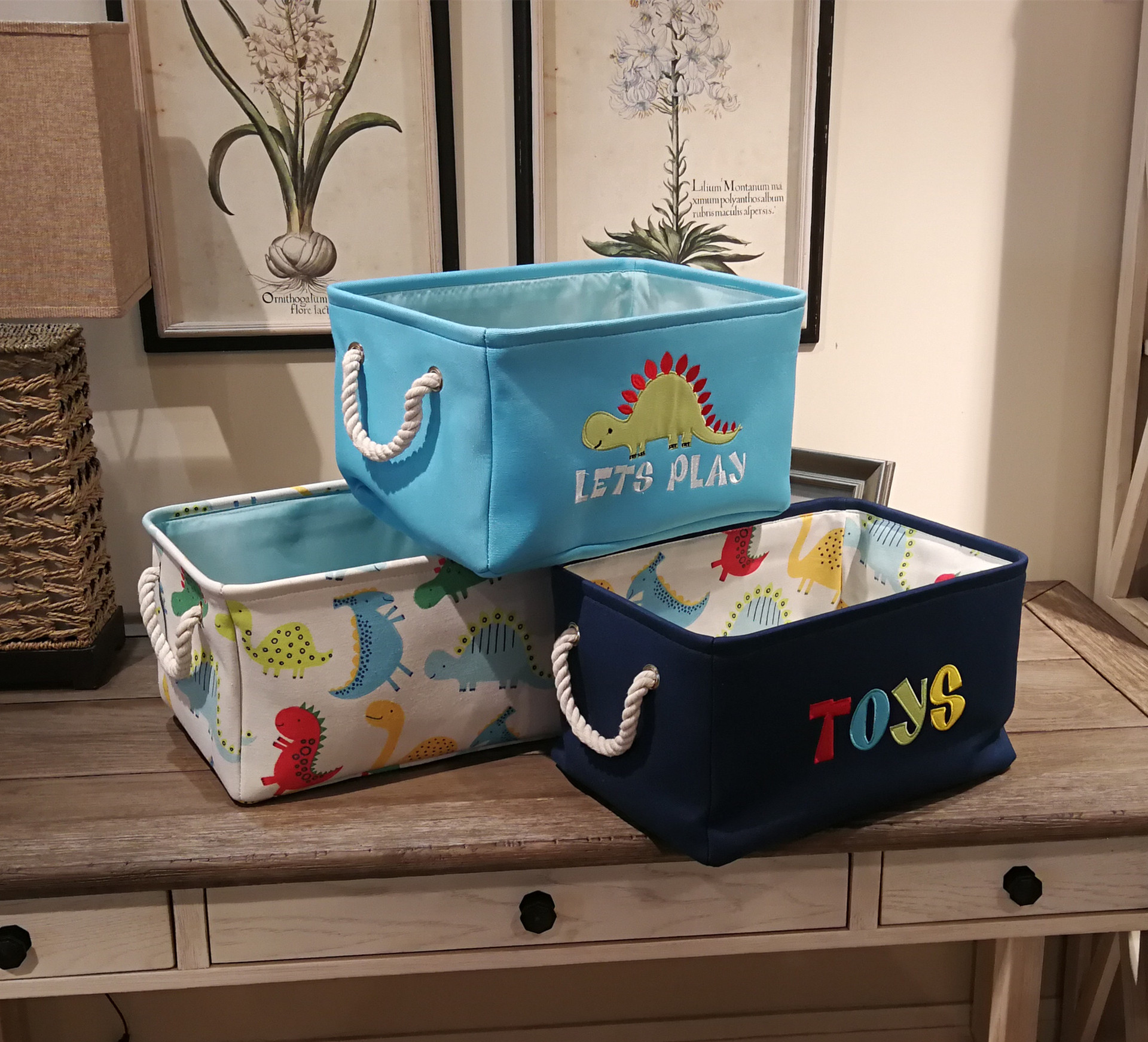 Toy storage basket