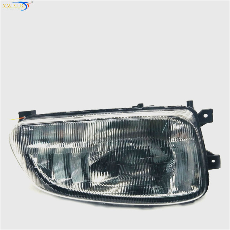 Car Headlights Auto Parts High-Quality Wholesale And Retail A Seven-Day Unconditional Return details Picture
